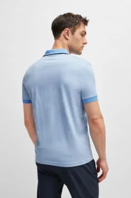 Polo de algodón con estructura de palomita de maíz en el motivo de rayas